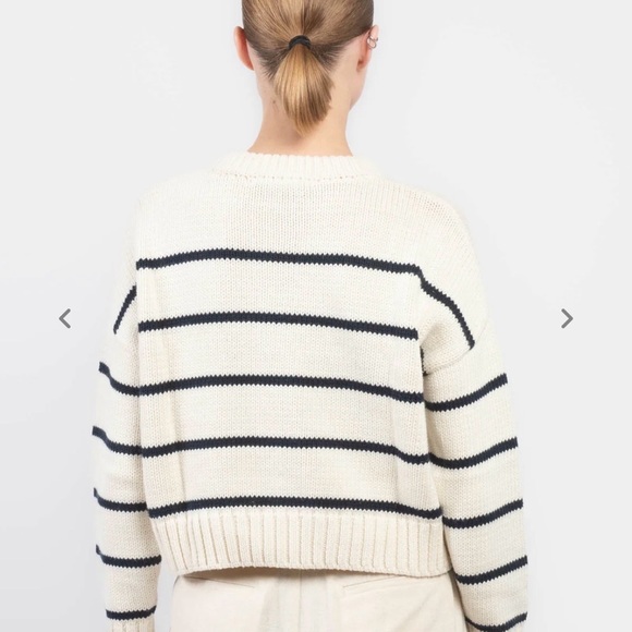 Jenni Kane Chloe Crewneck - Picture 2 of 4